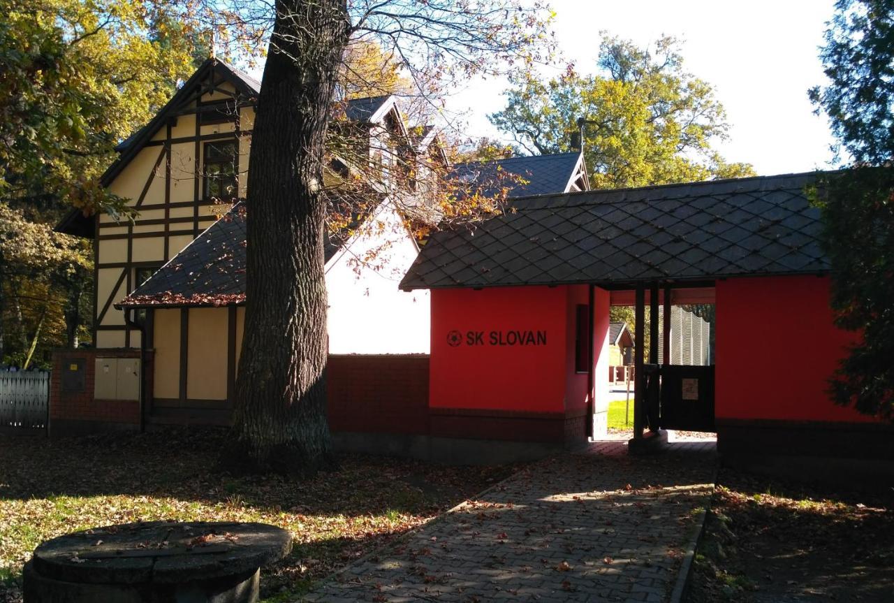 Homestay Poděbrady Buitenkant foto
